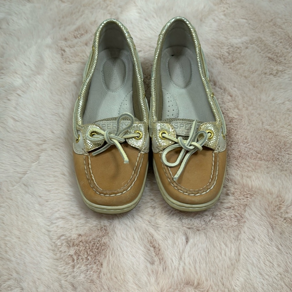 Sperry boat shoe